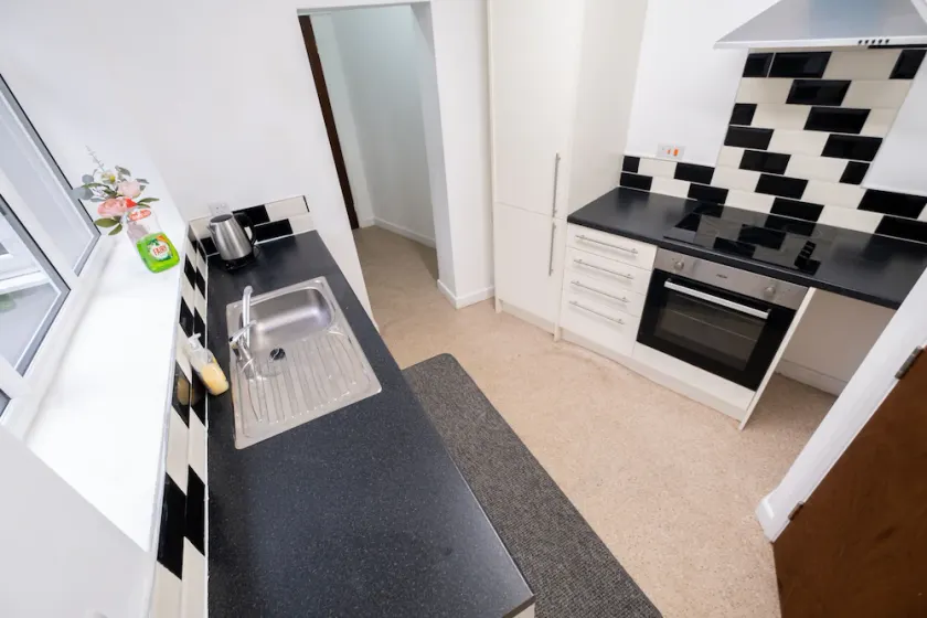 Awesome Home Stoke-on-trent - Image 1