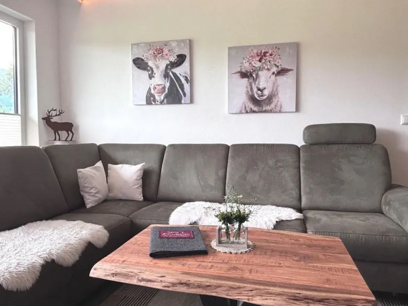 Uschis Steinröschen mit Hallenbad - Ferienwohnung Uschi's Steinröschen - Image 1