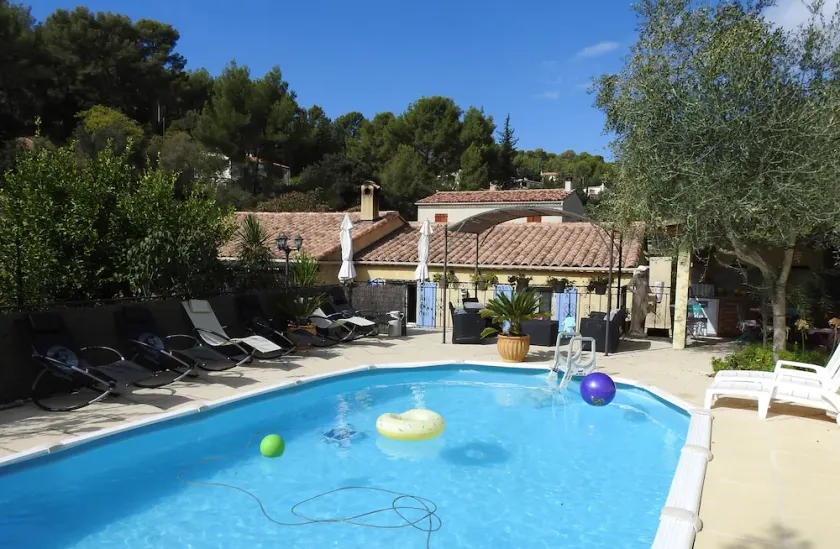 Villa provencale spacieuse  à 5 mm des plages de la CIOTAT proche de CASSIS - Image 1
