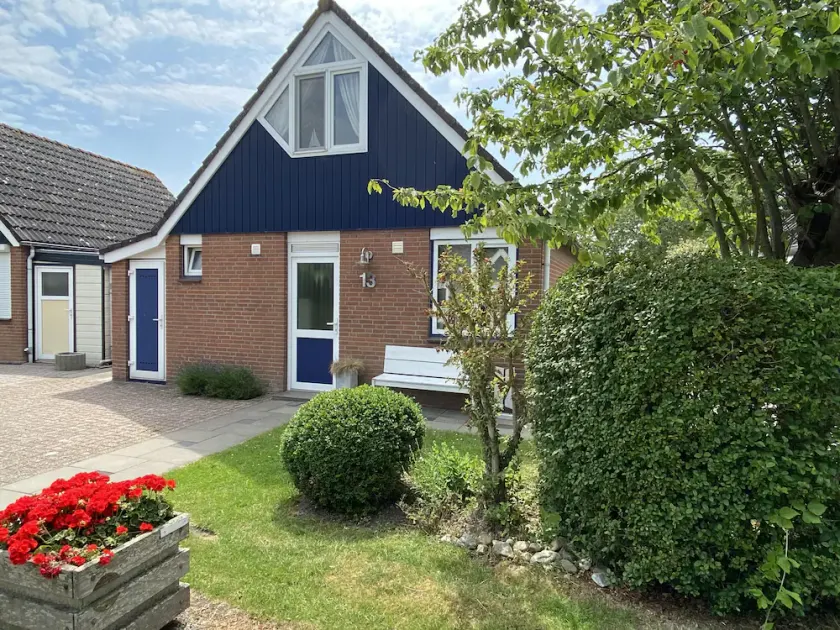 Detached vacation home in Den Osse. - Image 1