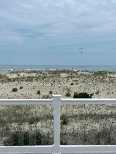 Oceanfront, 3BR Townhouse is Pet Friendly with NEW DECK and SPECTACULAR VIEWS! - Image 1