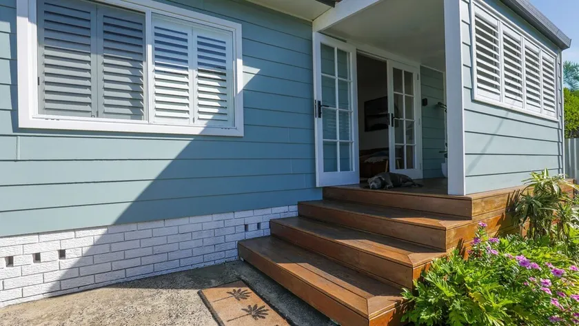 Bungalow Blue - 8 Illawong Lane - Image 1