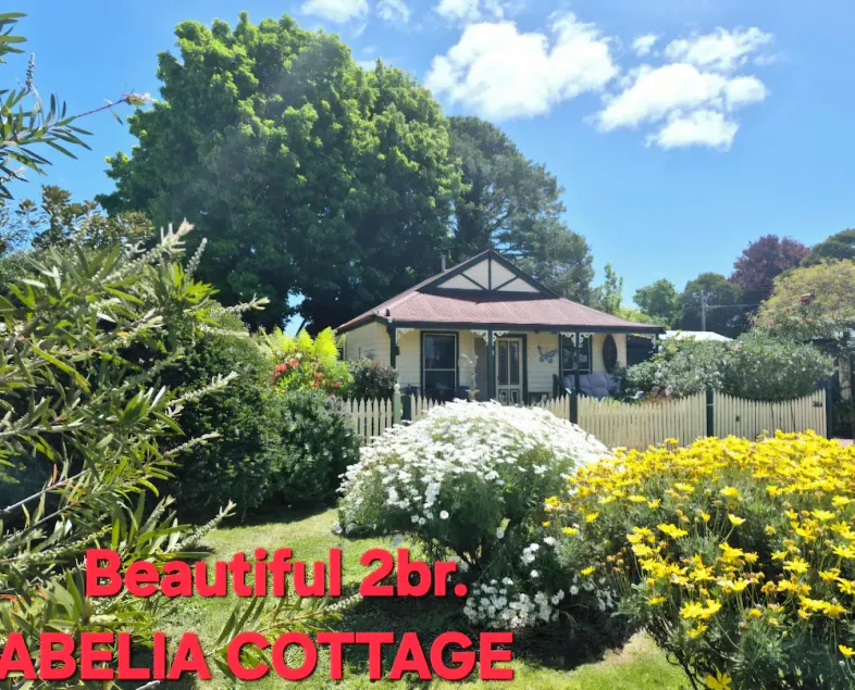 Daylesford A Very Quiet ABELIA COTTAGE BOTANICAL COTTAGE 10 min walk town - Image 1