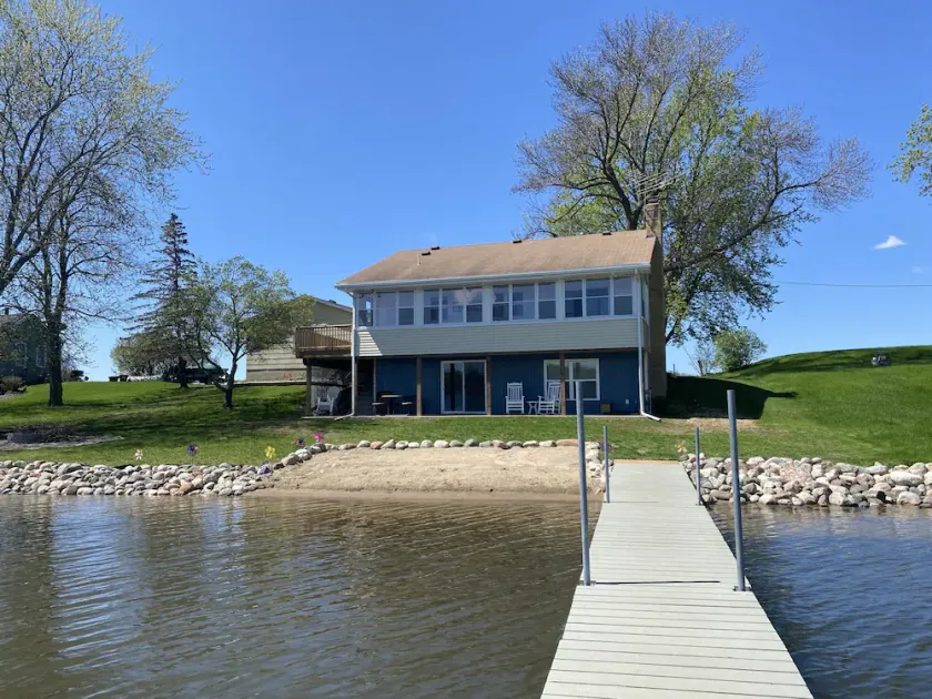 Beachfront Cabin with Lake Views & Harry Potter Room - Image 1