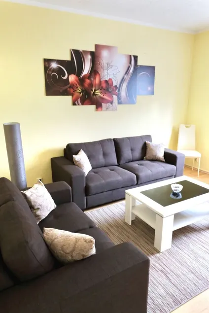 Moderne Ferienwohnung in ruhiger Lage, zentrumsnah, für 2 Personen - Image 1