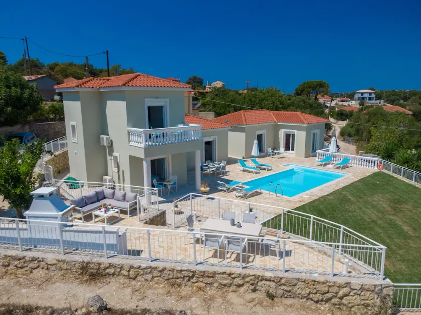 Luxury Villa with private pool in tranquil setting, - Image 1