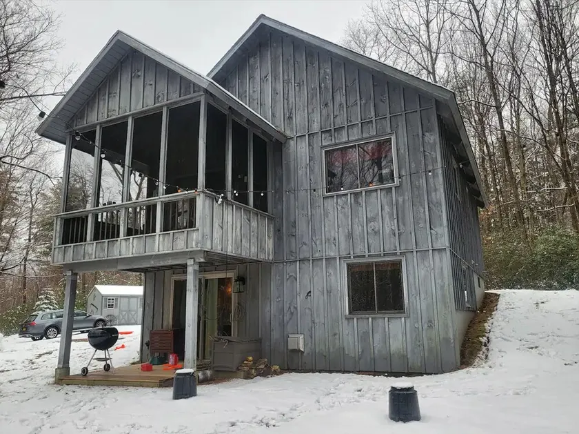 Cozy Cabin in the Berkshires - Image 1