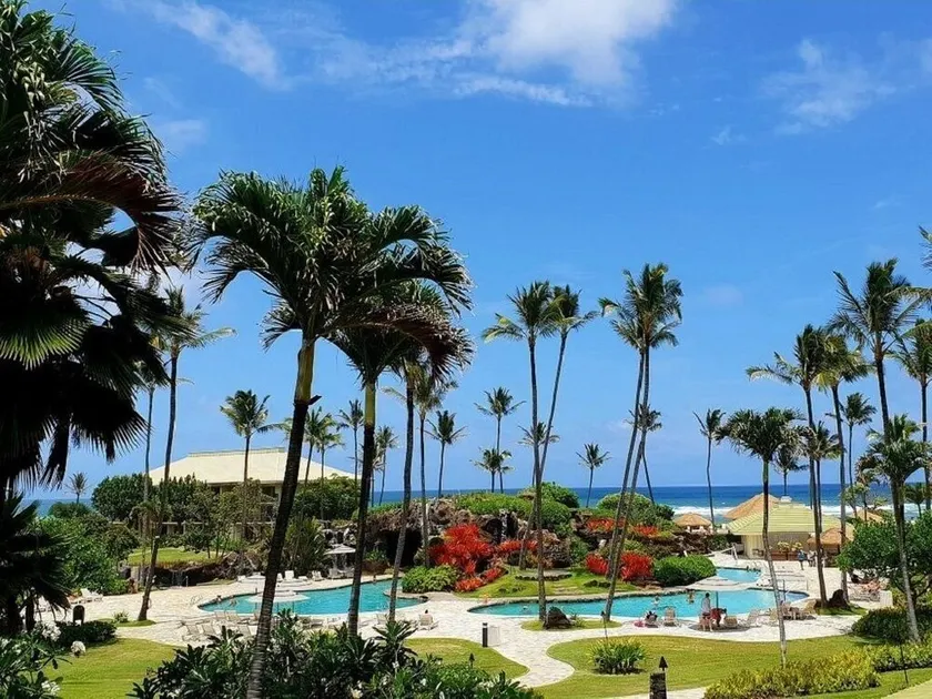 Ocean View Room, Spectacular Beachfront Resort, 4 pools, Restaurants on site - Image 1