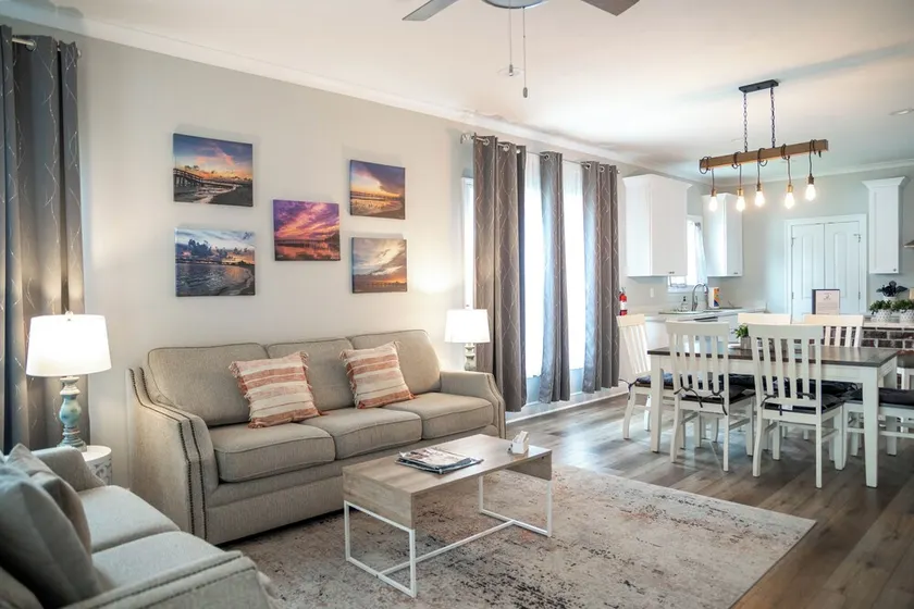 3BR/2BA in the heart of Downtown Ocean Springs! Ms Annie's Coastal Hideaway - Image 1