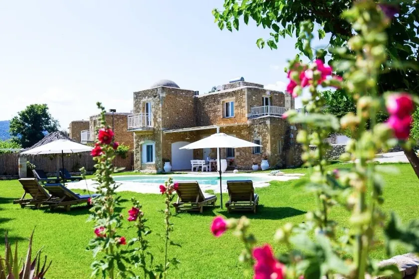 Villa Violanda With Pool and Garden near Platanias - Image 1