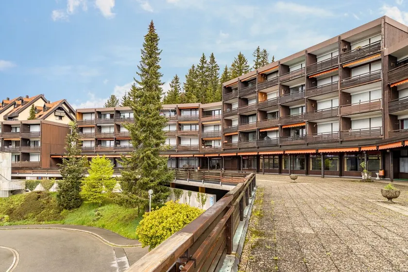 Ferienwohnung \"Terrassenpark Schonach App 161\" mit Bergblick, Balkon und WLAN - Image 1