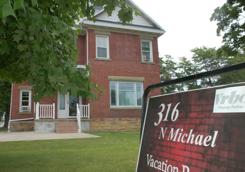 316 N Michael, Two story Historic Property - Image 1