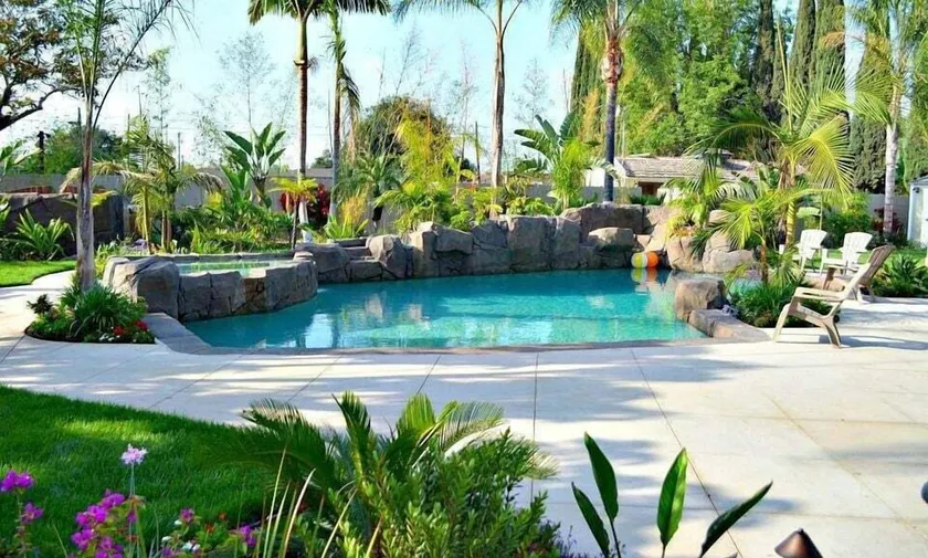 Incredible Estate 6 chambres 4 salles de bains w / Resort style Rock Pool & Jacuzzi - Image 1