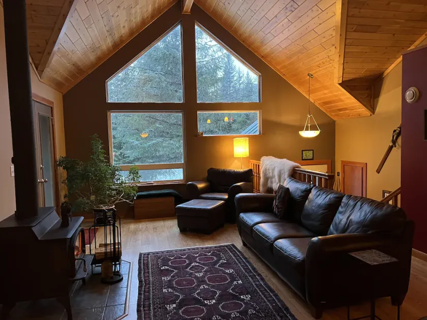 Lovely home in the woods, with hot tub and campfire ring - Image 1