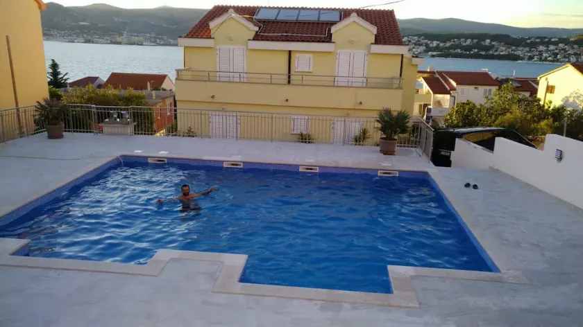 Apartments Villa Moonlight - Image 1