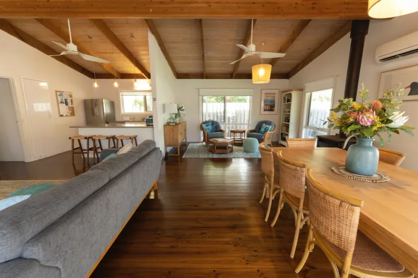 Relax in this boho coastal home walking distance to beautiful beach - Image 1