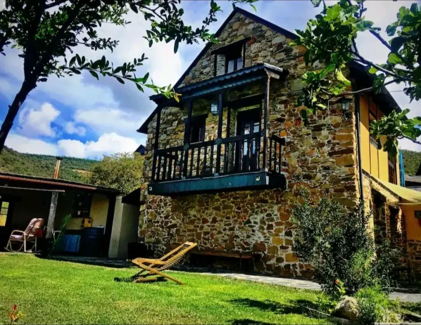 Fabulous country house located in El Bierzo - Image 1