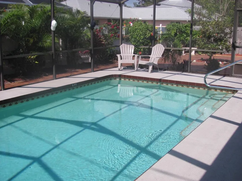 Circle Drive Venice Island Pool Home à quelques pas de votre propre plage privée! - Image 1