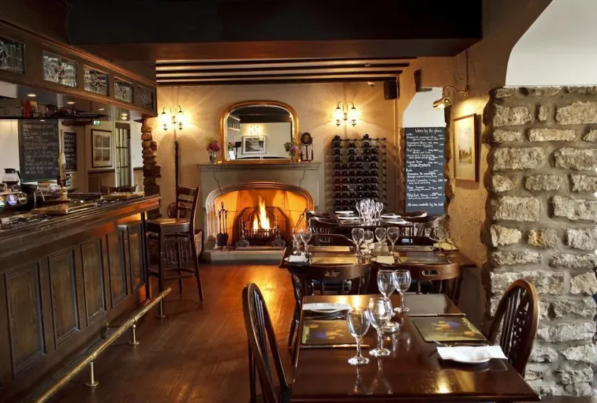 The Horseshoe Country Inn - Image 1