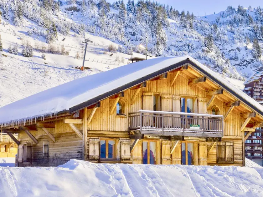 Chalet spacieux à Avoriaz, sur les pistes, pour 14 pers. avec sauna, home cinema et service premium - Image 1