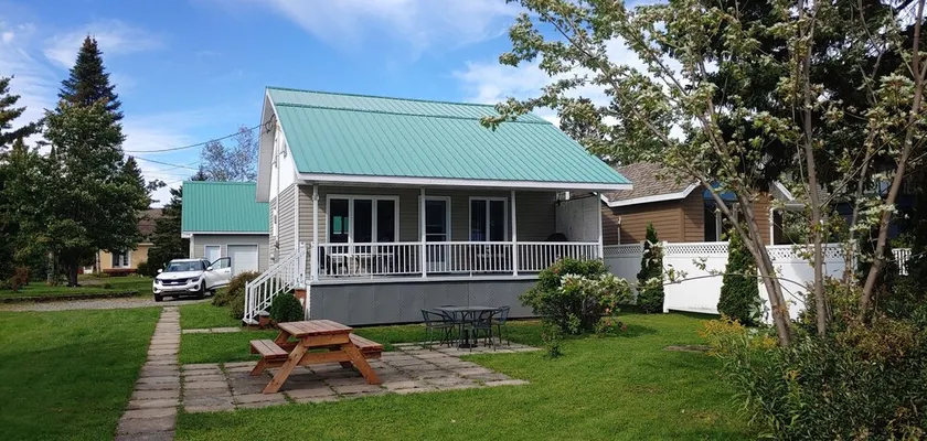 Petit chalet du lac du huit - Image 1