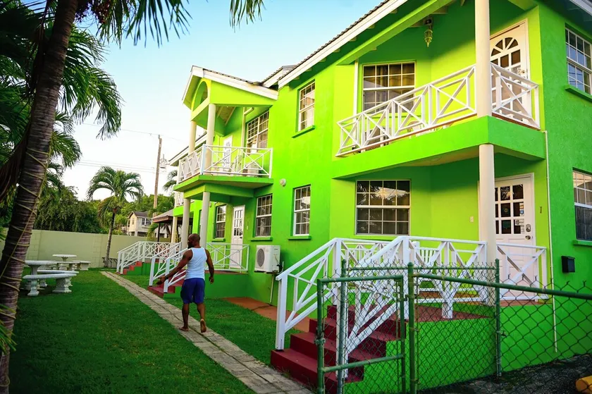 Beautiful 2 Bedroom Apartment in St. James Near the Beach and UWI With Pool - Image 1