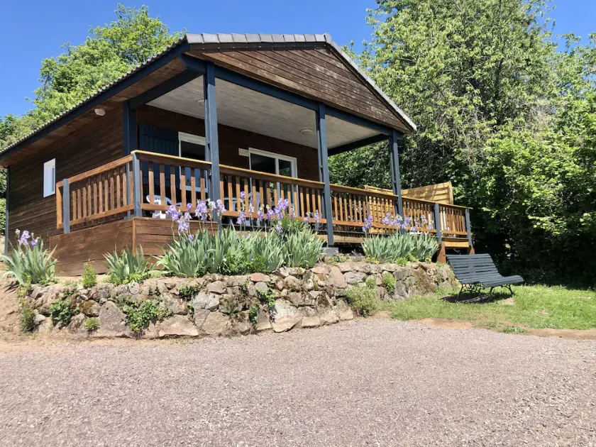 Chalet in the heart of the morvan regional nature park - Image 1