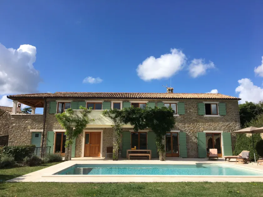 Antigua granja de piedra restaurada con piscina privada - Ideal para familias - Image 1