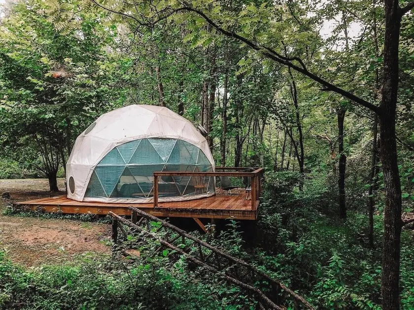 NEU: Glamping Geodesic Dome Tent - Forellenbach, Feuerstelle & Privatsphäre - Image 1