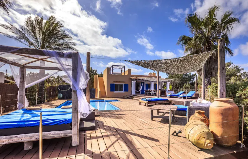 Fantastisk smukt hus med udsigt over Ibiza - Image 1