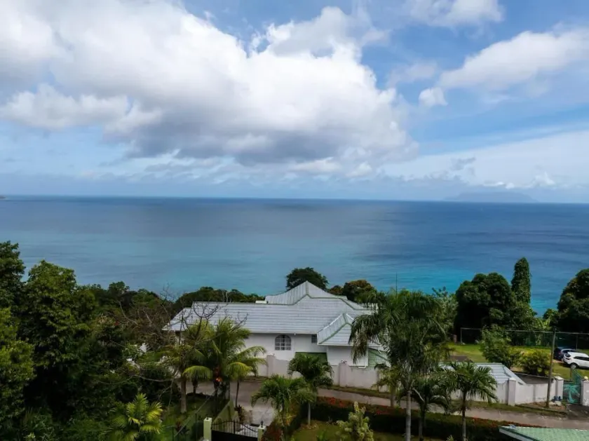Sorento Holiday Apartments - Image 1