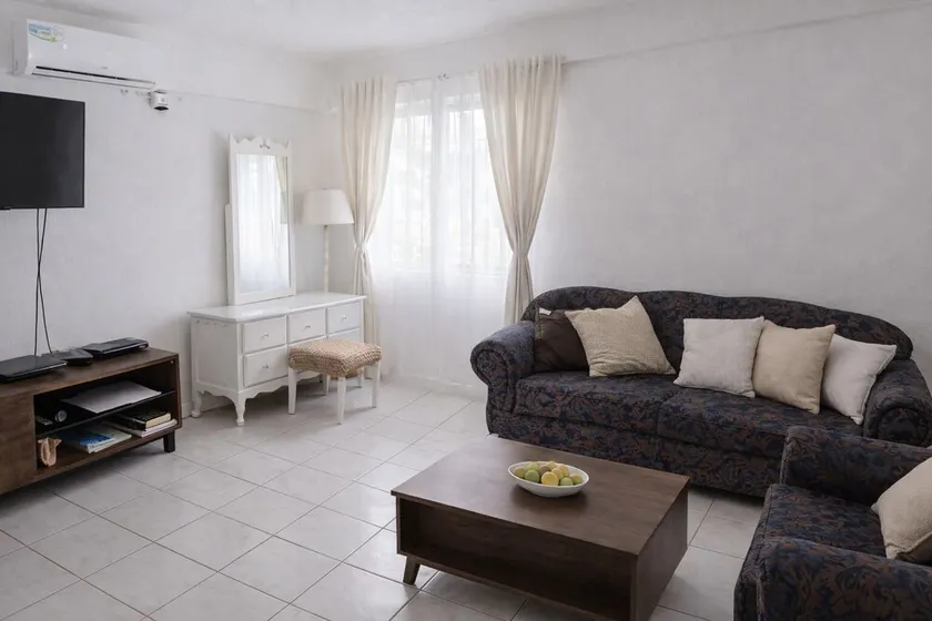 Cosy & Stylish Studio at Turtle Beach Towers - Pool, Beach & Town Nearby - Image 1