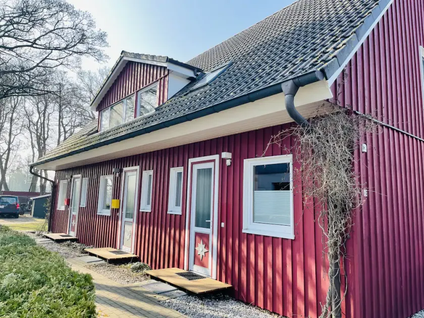 Beautiful vacation home in a top location with a large garden - for family and friends - Image 1