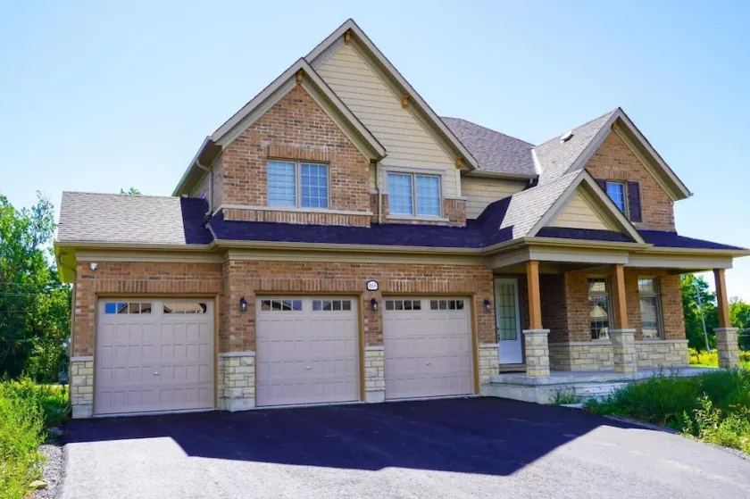 SRA Residences in Prince Edward County Carrying Place-QW - Image 1