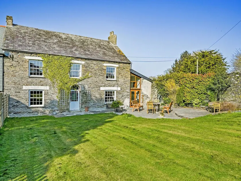 The Old Farmhouse-UK12895 - Image 1
