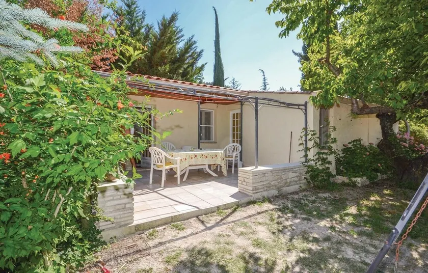 Fantastisk hus med 1 soveværelse i Crillon Le. - Image 1