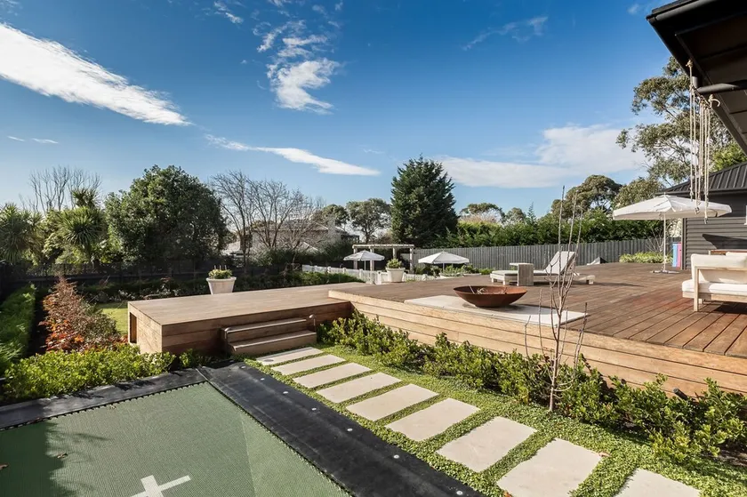 Luxury Villas Hamptons Mt Martha (Heated Pool) - Image 1