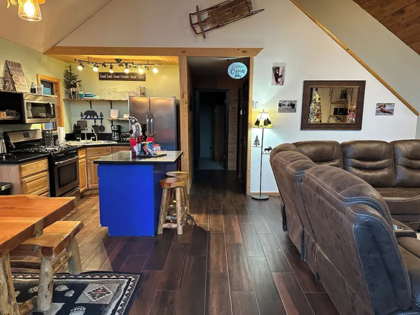 Midtown Hideaway- Cozy A-Frame Cabin with canyon views  - Image 1