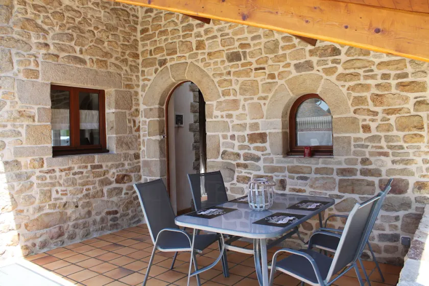 Charming country house - Image 1