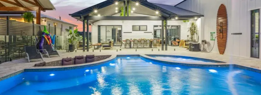 Moogerah Lake House #5 - Luxury Lake House (Sleeps up to 23 People) - Image 1