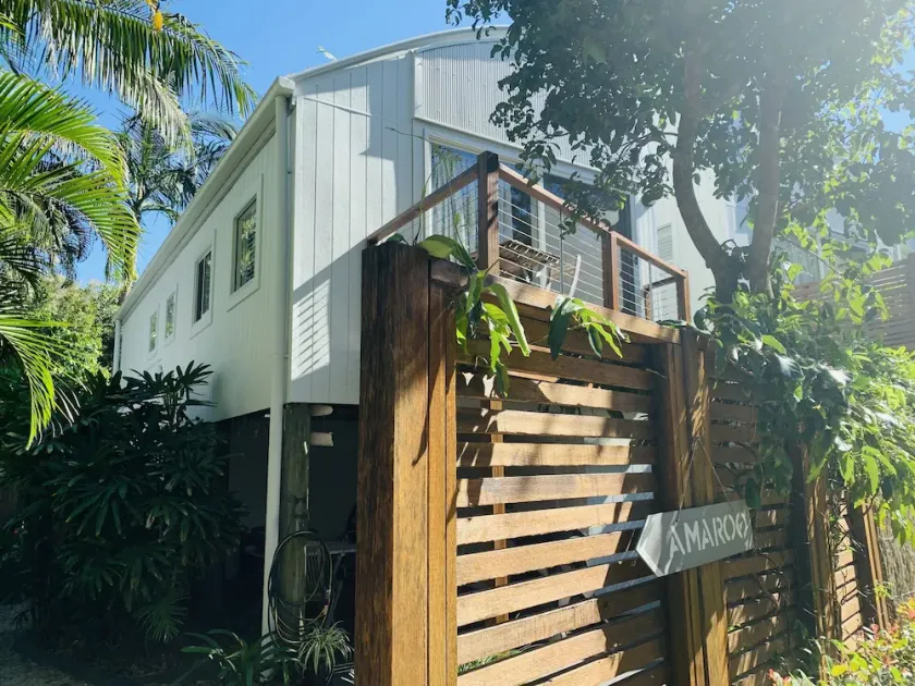 Amaroo Beachside Retreat - Image 1