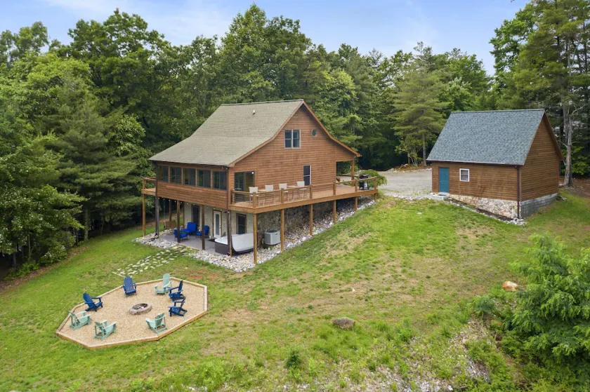 \"The Cabin\": Scenic Cabin Views • Fire Pit • Fast WiFi - Image 1