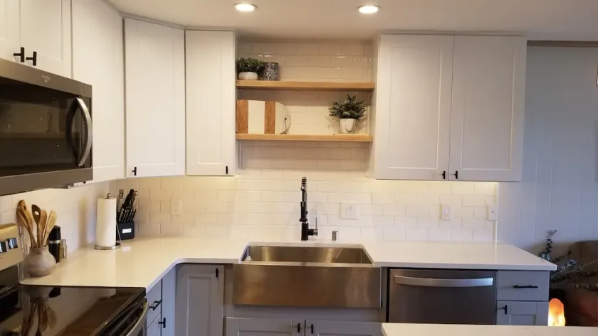 New Remodel! Lakeside Condo w/ Pool, Kayaks, Bikes - Image 1