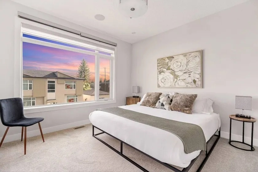 Luxury 3Br Hillhurst Home Central Location - Image 1