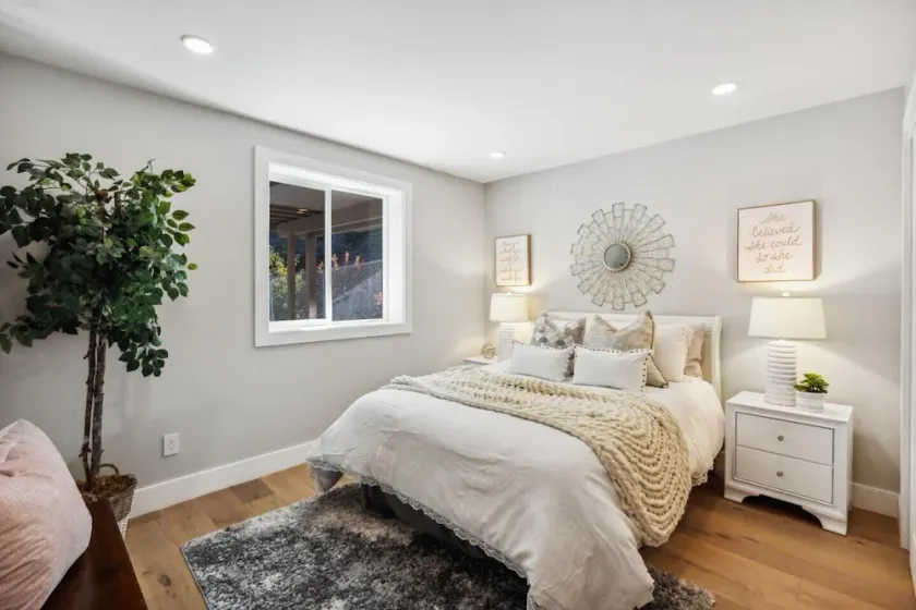 67 Alta Vista - Image 1