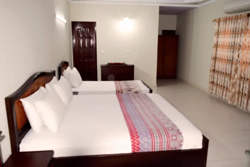 PRIME DHA GUEST HOUSE - Image 1