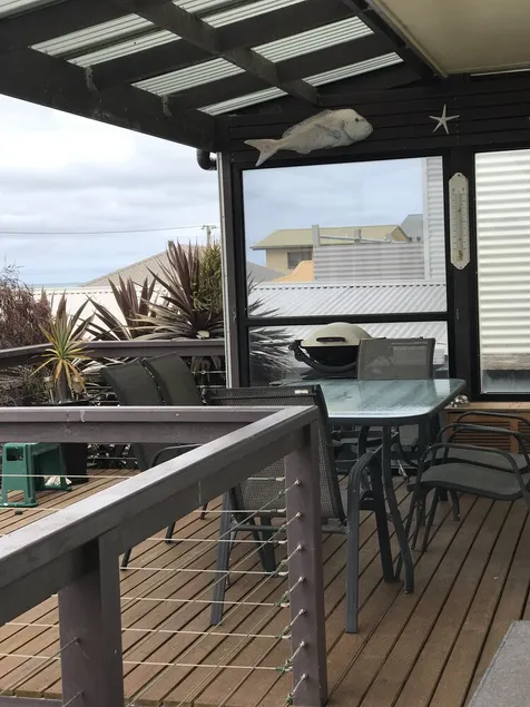 Seaside Landing - Vacation Beach House - Image 1