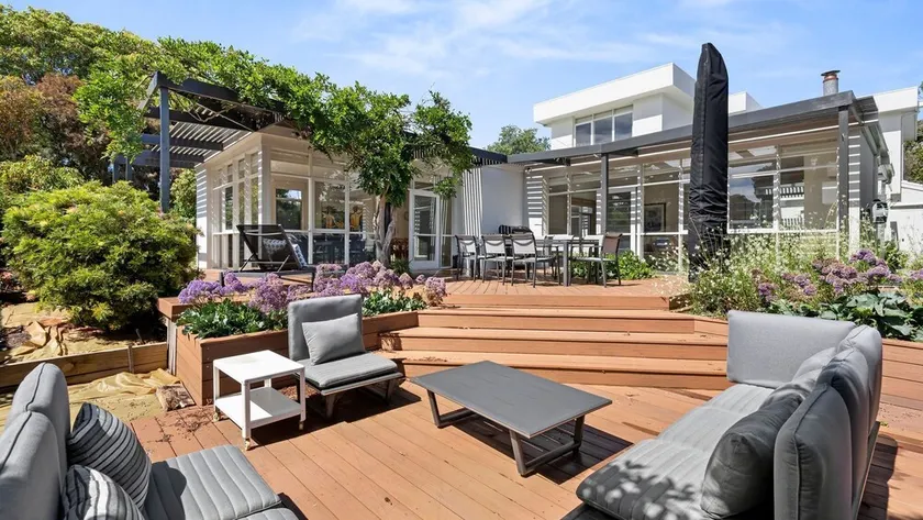 Point Lonsdale Retreat - Image 1