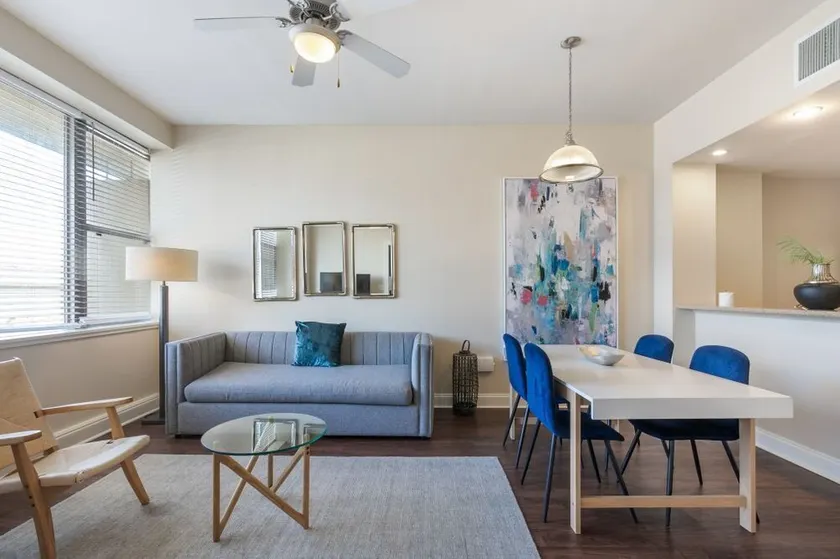 Rooftop Radiance: Modern Elegance in 1BR Condo with BBQ Area - Image 1