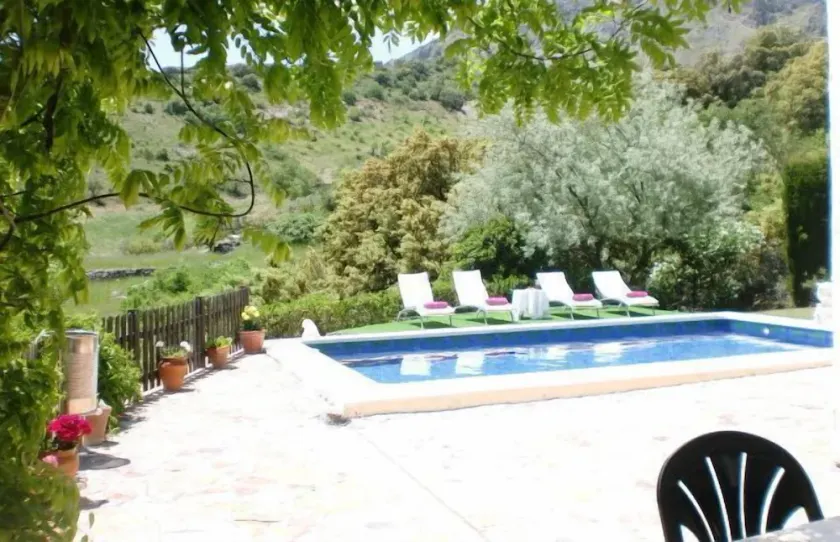 Self catering Cortijo Alnarache for 8 people - Image 1